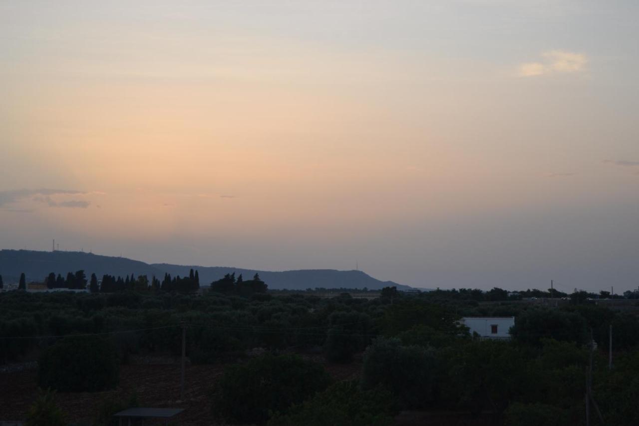 Residenza "I Tre Carrubi " Villa Fasano Buitenkant foto